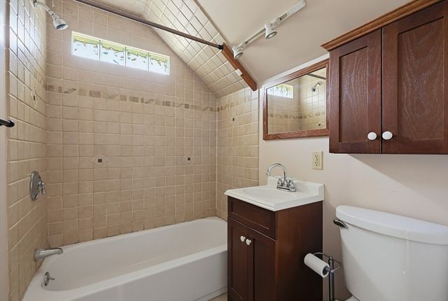 640 Pulaski Blvd, Bellingham, MA 02019
