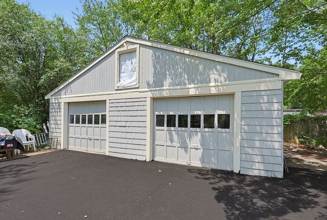 640 Pulaski Blvd, Bellingham, MA 02019