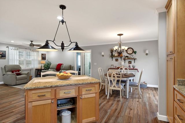 2195 Windle Community Rd, Cookeville, TN 38506