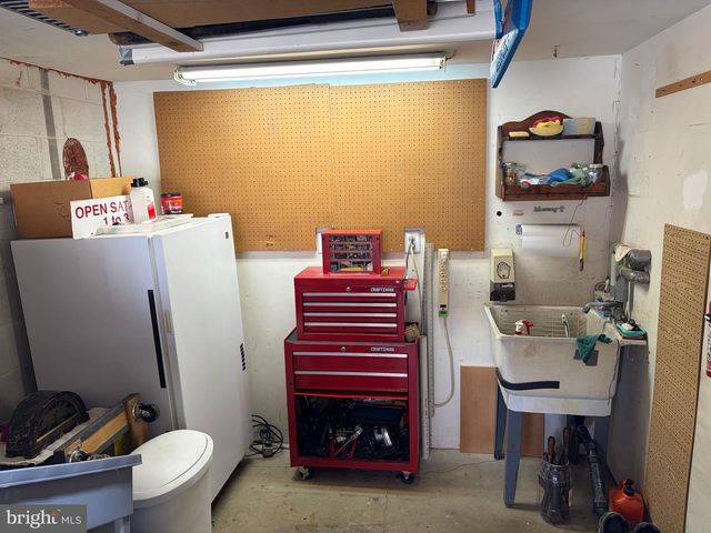 10222 MURTY LN, Philadelphia, PA 19116