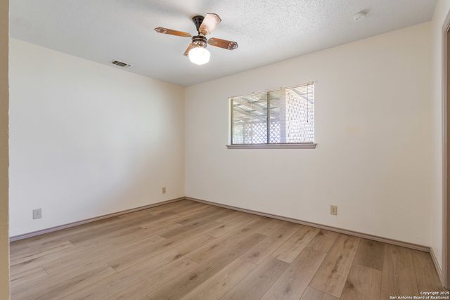 5111 Oldstead, San Antonio, TX 78228