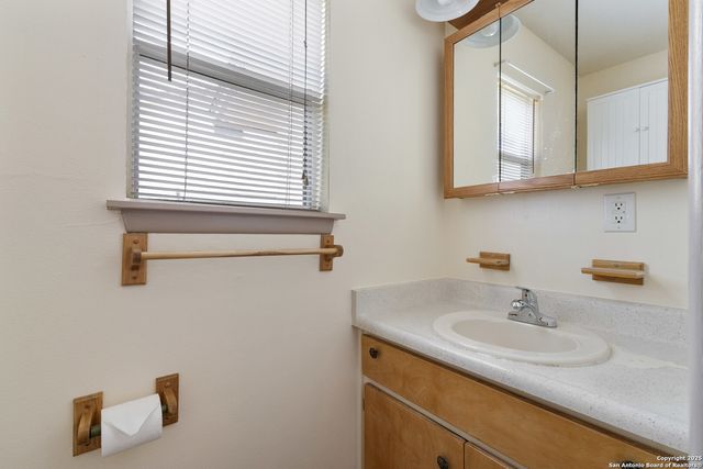 5111 Oldstead, San Antonio, TX 78228
