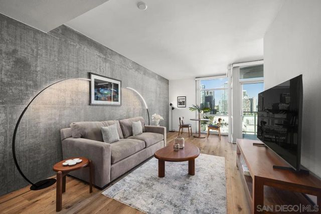 800 The Mark Lane 1502, San Diego, CA 92101