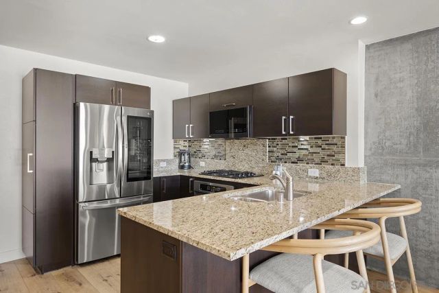 800 The Mark Lane 1502, San Diego, CA 92101
