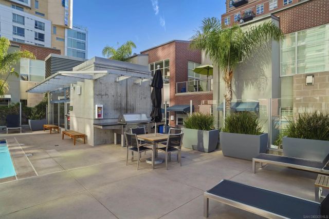 800 The Mark Lane 1502, San Diego, CA 92101