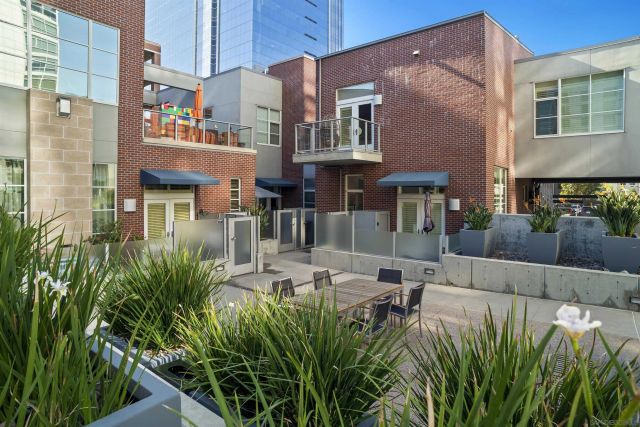 800 The Mark Lane 1502, San Diego, CA 92101