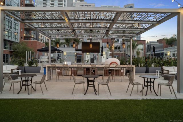 800 The Mark Lane 1502, San Diego, CA 92101