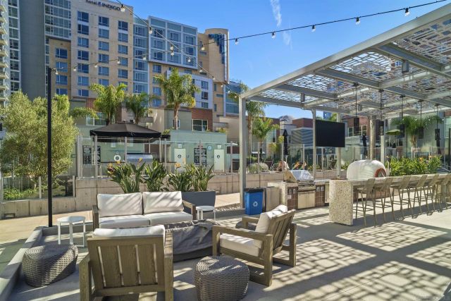 800 The Mark Lane 1502, San Diego, CA 92101