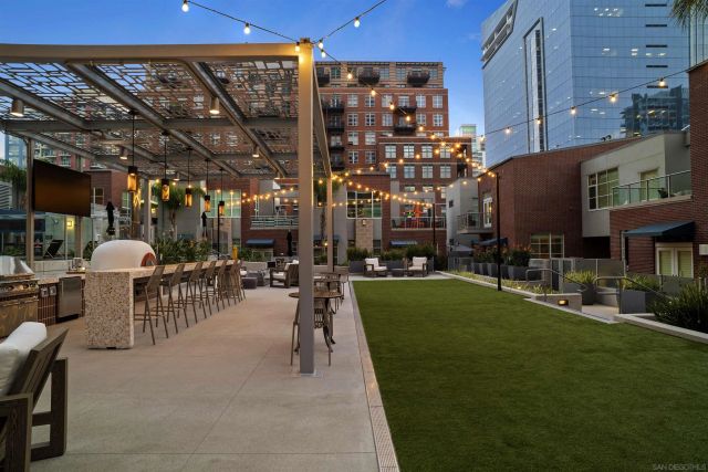 800 The Mark Lane 1502, San Diego, CA 92101