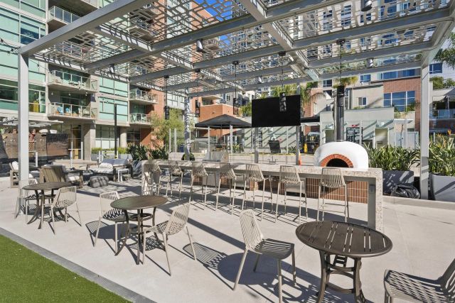800 The Mark Lane 1502, San Diego, CA 92101