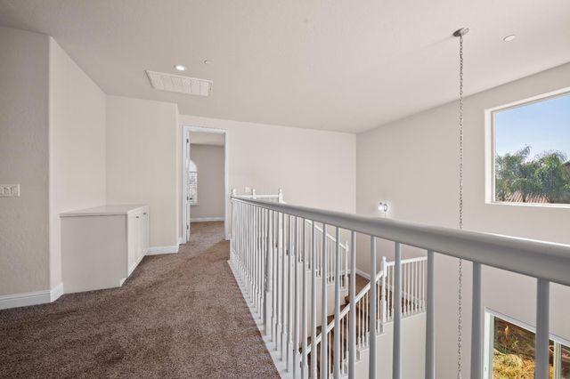 1805 E Bella Rosa Avenue, Fresno, CA 93730