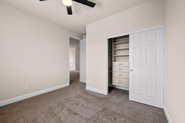 1805 E Bella Rosa Avenue, Fresno, CA 93730