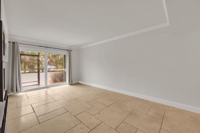 490 NW 20TH Street 1140, Boca Raton, FL 33431