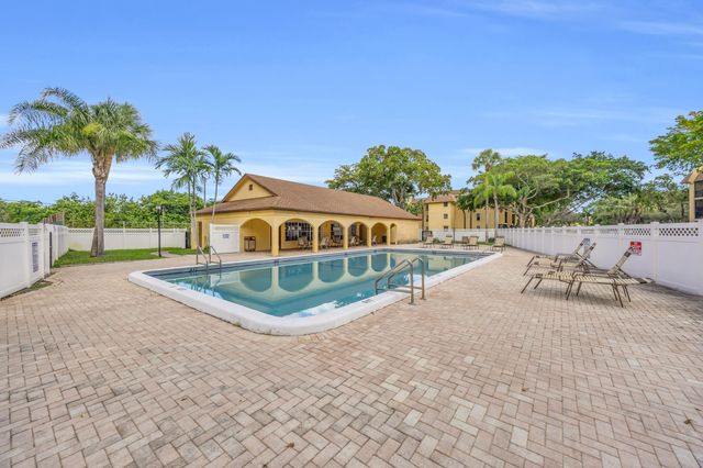 490 NW 20TH Street 1140, Boca Raton, FL 33431