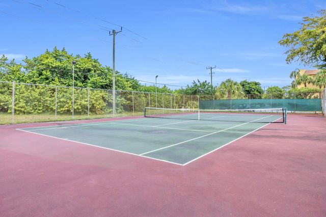 490 NW 20TH Street 1140, Boca Raton, FL 33431