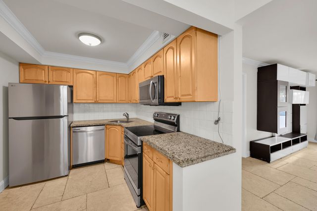 490 NW 20TH Street 1140, Boca Raton, FL 33431