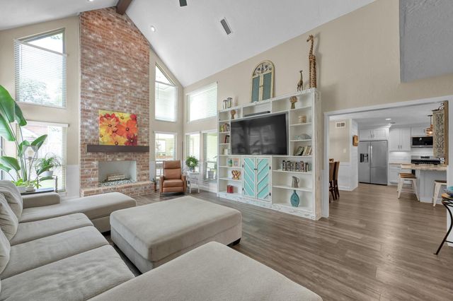 7 Kingsley Court, Conroe, TX 77304