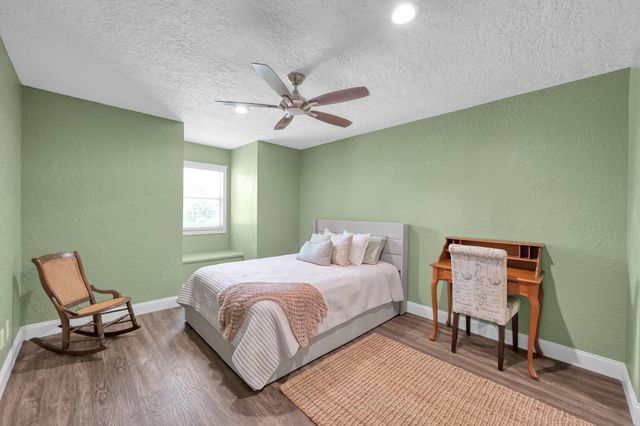 7 Kingsley Court, Conroe, TX 77304