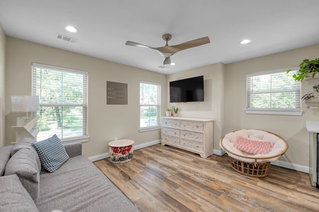 7 Kingsley Court, Conroe, TX 77304