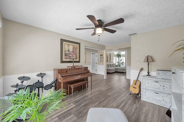 7 Kingsley Court, Conroe, TX 77304