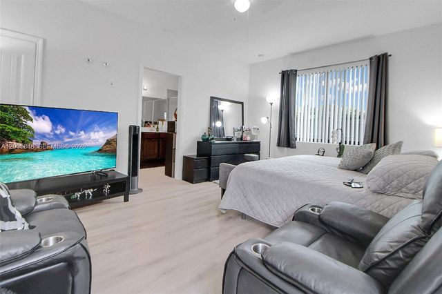 22936 SW 115th Ct, Miami, FL 33170