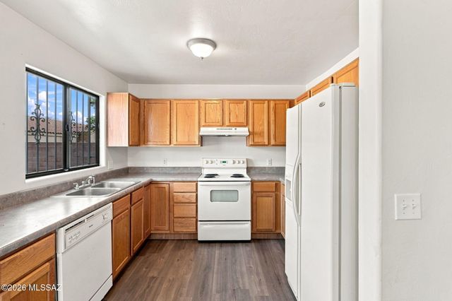 2876 N Xochipilli Drive, Tucson, AZ 85745