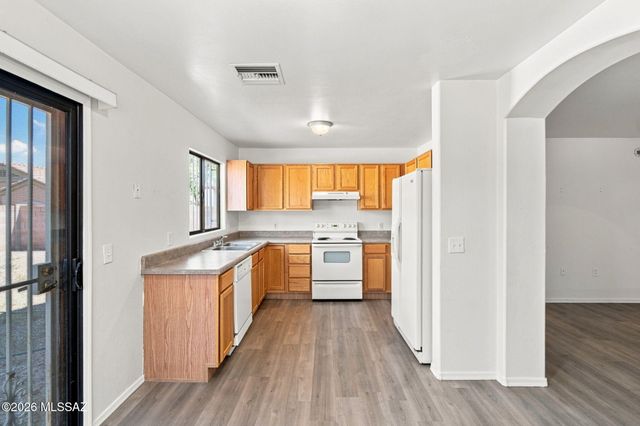 2876 N Xochipilli Drive, Tucson, AZ 85745