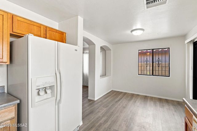 2876 N Xochipilli Drive, Tucson, AZ 85745