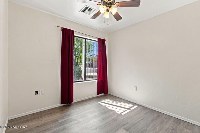 2876 N Xochipilli Drive, Tucson, AZ 85745