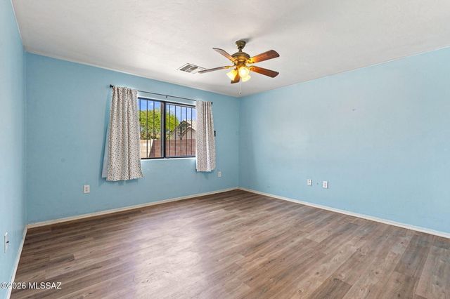 2876 N Xochipilli Drive, Tucson, AZ 85745