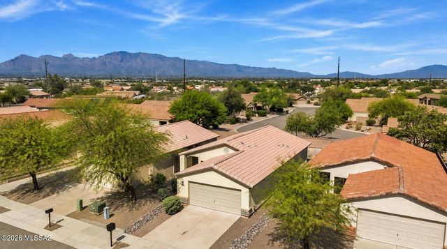 2876 N Xochipilli Drive, Tucson, AZ 85745