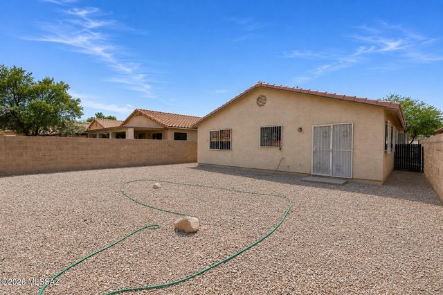 2876 N Xochipilli Drive, Tucson, AZ 85745