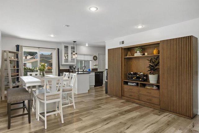 15576 Paseo Ajanta, San Diego, CA 92129