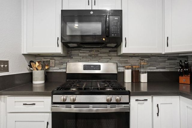 15576 Paseo Ajanta, San Diego, CA 92129