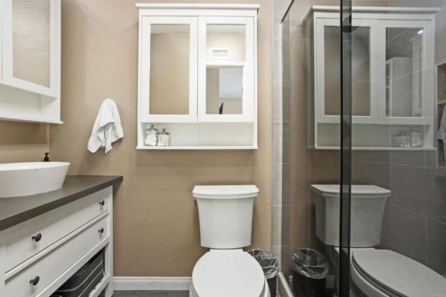 15576 Paseo Ajanta, San Diego, CA 92129