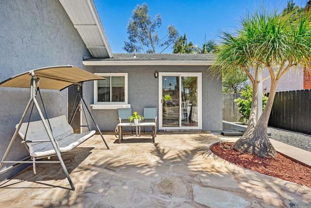 15576 Paseo Ajanta, San Diego, CA 92129