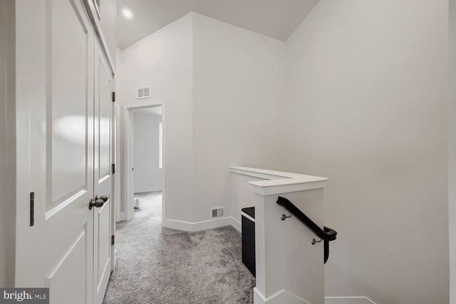 7853 BLUELICK RUN RD, Baltimore, MD 21244