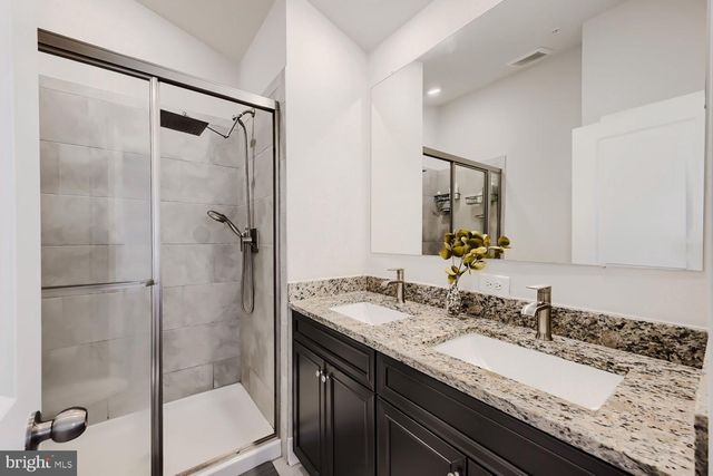 7853 BLUELICK RUN RD, Baltimore, MD 21244