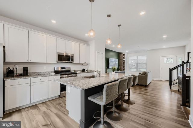 7853 BLUELICK RUN RD, Baltimore, MD 21244