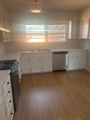 1917 S Goliad Street, Amarillo, TX 79106