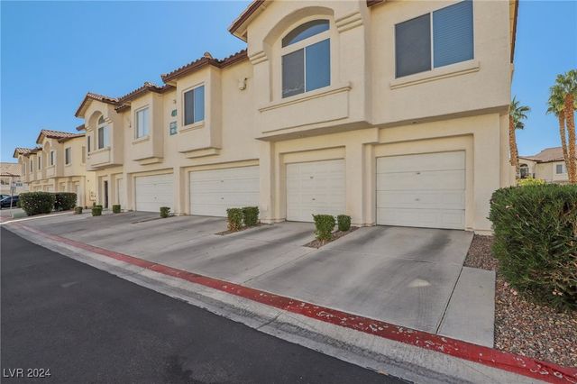 4811 Black Bear Road 201, Las Vegas, NV 89149