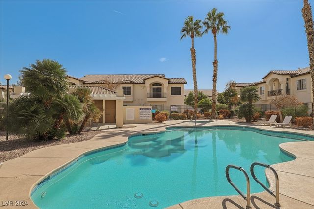 4811 Black Bear Road 201, Las Vegas, NV 89149