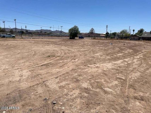 1012 E ROESER Road 27, Phoenix, AZ 85040