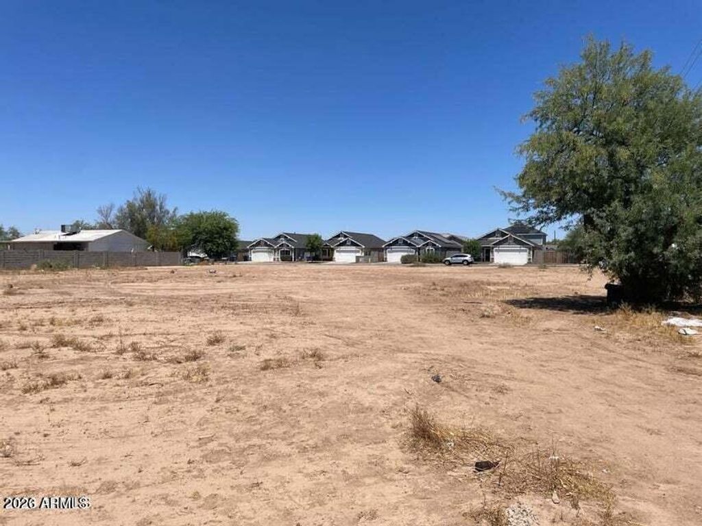 1012 E ROESER Road 27, Phoenix, AZ 85040
