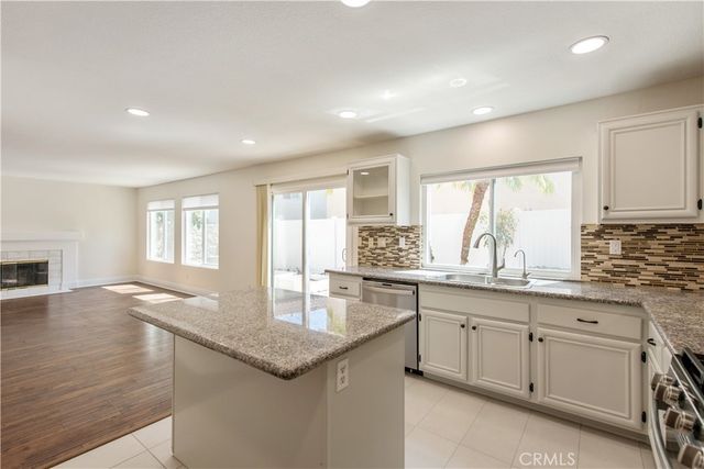 26 Poplar, Aliso Viejo, CA 92656