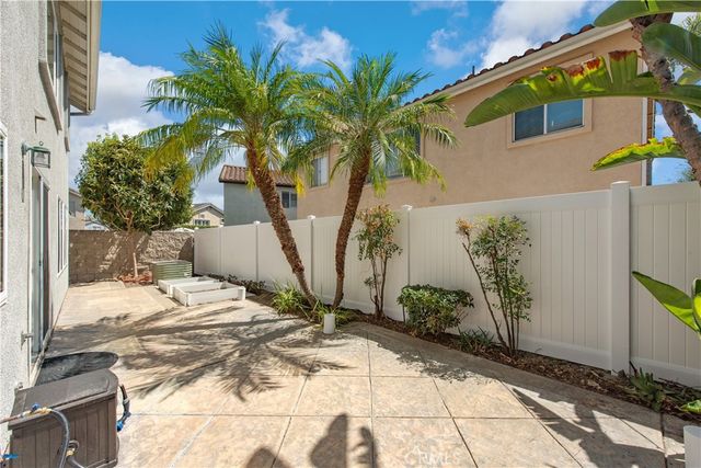 26 Poplar, Aliso Viejo, CA 92656
