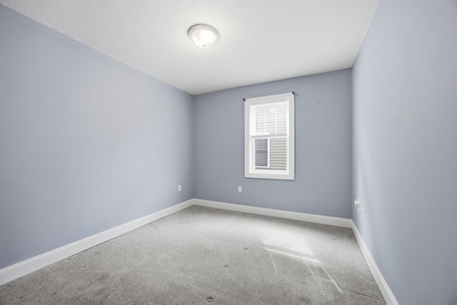 25 Riverside Dr. 25, Lakeville, MA 02347