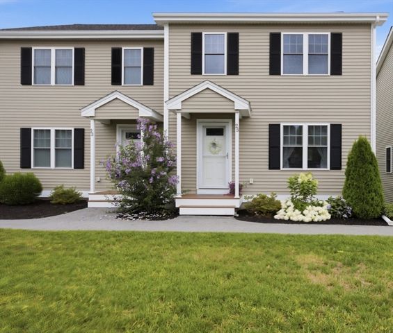 25 Riverside Dr. 25, Lakeville, MA 02347