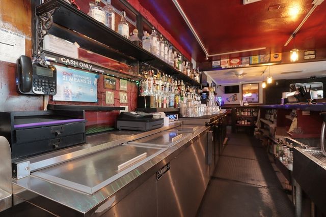 1264 Granby Rd, Chicopee, MA 01020