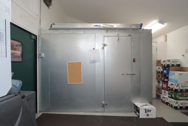 1264 Granby Rd, Chicopee, MA 01020